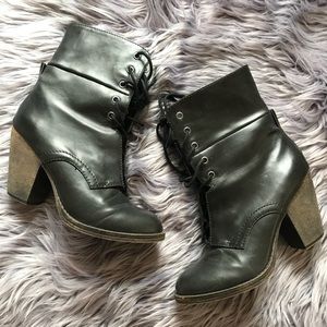 London Rebel 3 inch heeled boots